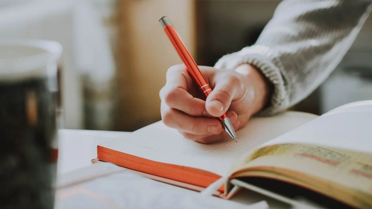 Realizarán en La Plata la entrega de premios del primer concurso literario "Escribir sana"
