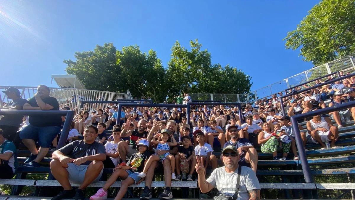 Gimnasia lanzó un programa social para que chicos de barrios populares puedan ir a la cancha