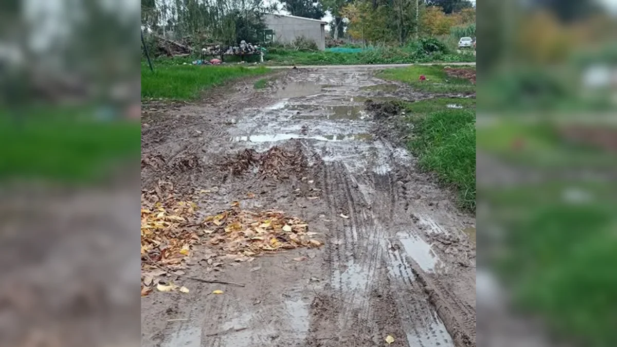 Los Hornos en jaque por el estado de una esquina neurálgica para la localidad
