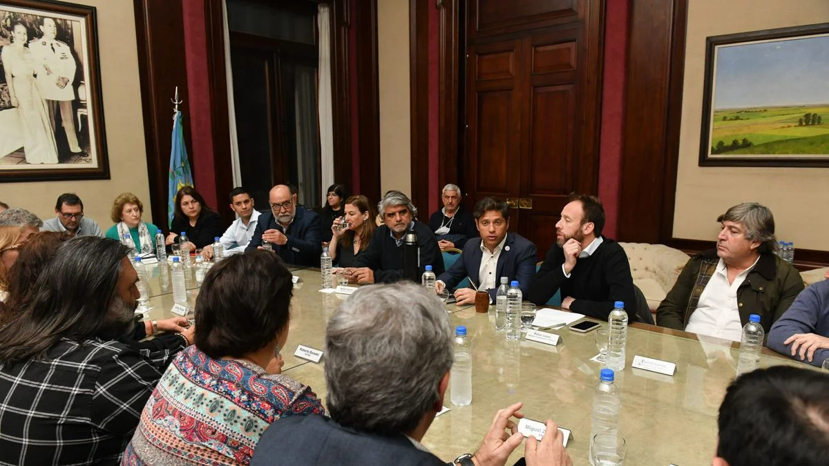Paritarias: gremios docentes aceptaron la oferta de Provincia
