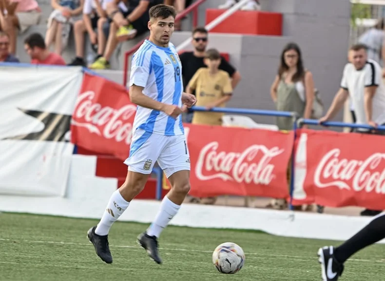 Nehu&eacute;n Benedetti jugando con la Argentina Sub-20