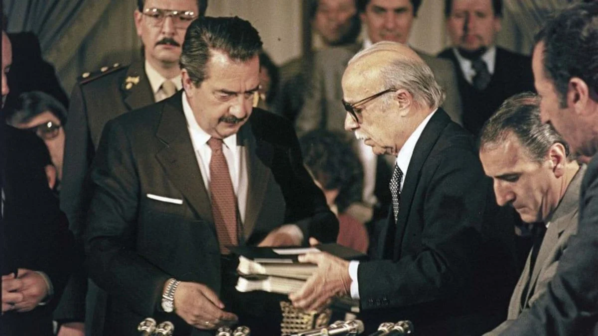 La UCR recordó a Alfonsín como actor clave en la vuelta de la Democracia