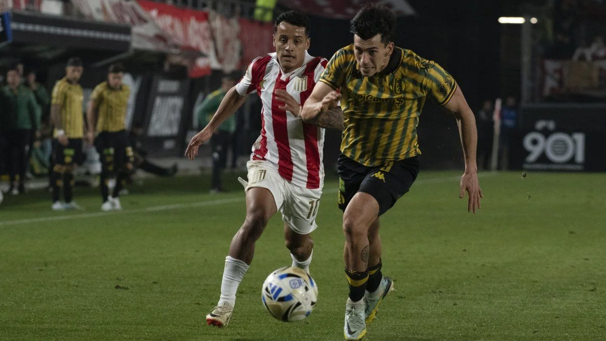 ¿Tiago Palacios puede irse de Estudiantes?