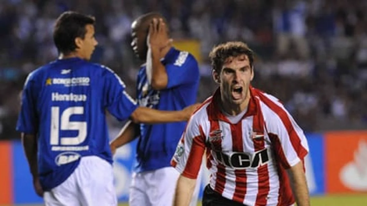 Mauro Boselli hizo emocionar a todos los hinchas de Estudiantes