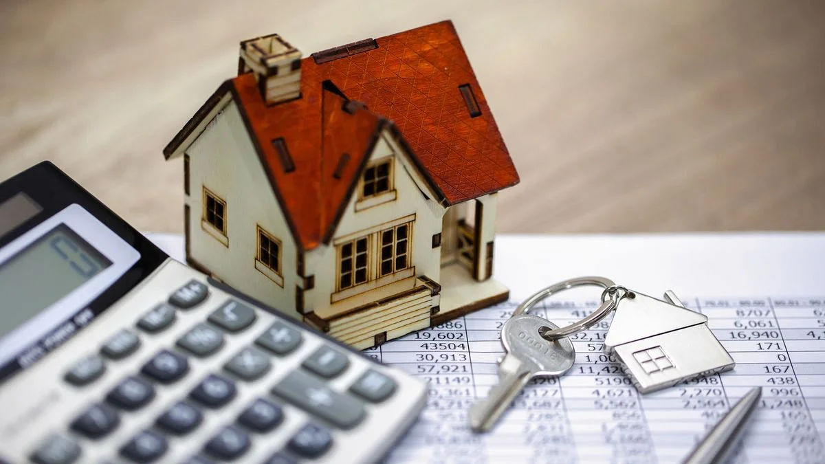 El Gobierno evalúa desregular el mercado inmobiliario: ¿qué pasará en La Plata?