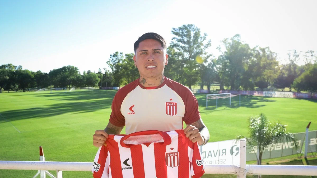 Estudiantes presentó a Facundo Farías como nuevo refuerzo