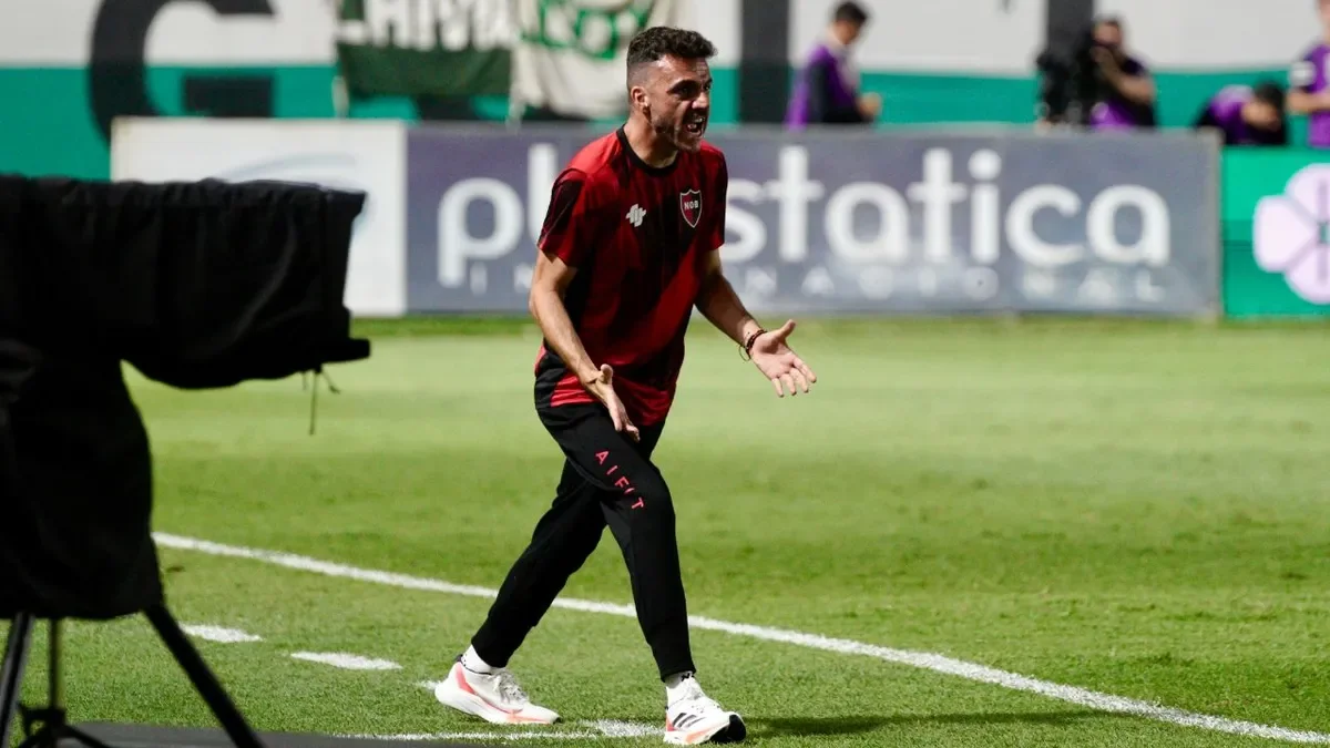Banfield goleó al Newell's de Mariano Soso en el arranque de la fecha 2