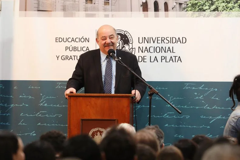 Fernando Tauber será candidato a presidir la UNLP