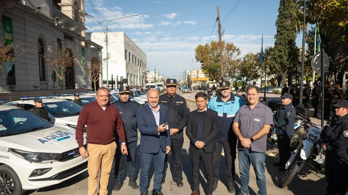 Kicillof reafirmó su alianza con Mario Secco con un acto en Ensenada