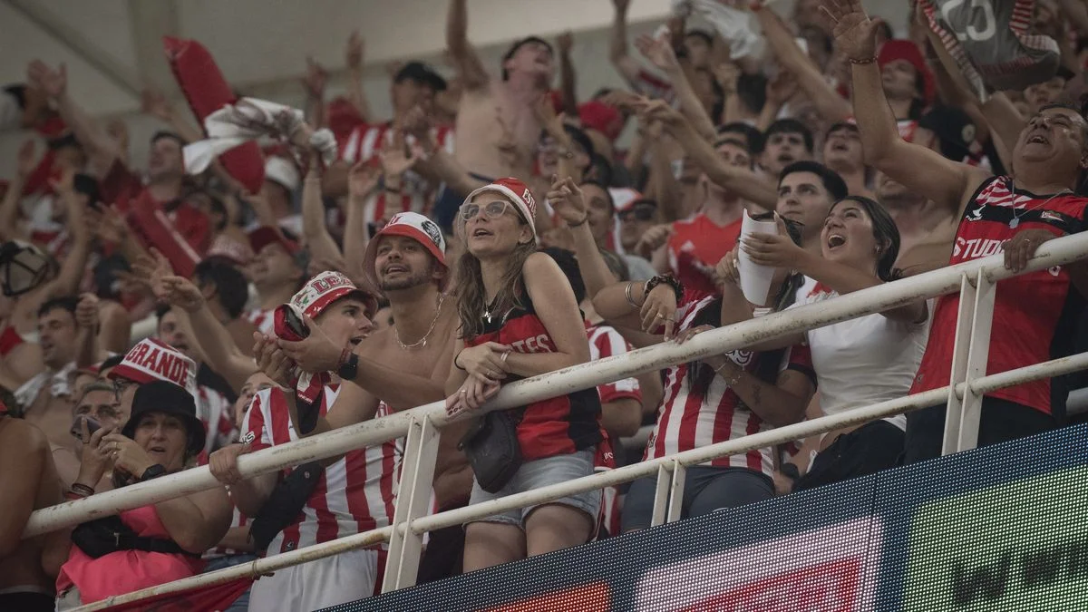 Estudiantes agotó las entradas para el Trofeo de Campeones