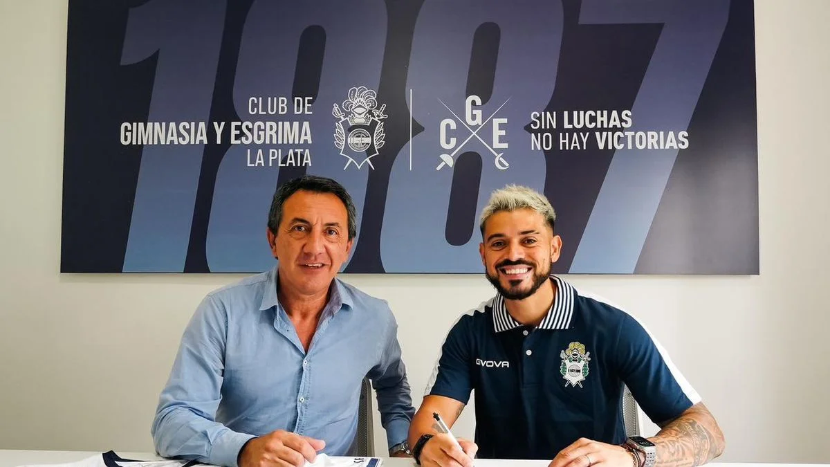Gimnasia presentó al venezolano Junior Moreno