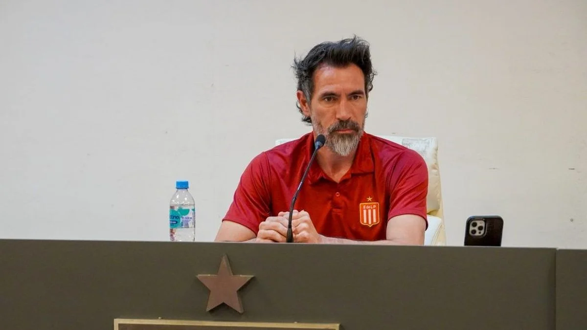 Domínguez palpitó el duelo entre Estudiantes y la U: "Tiene jugadores de jerarquía"