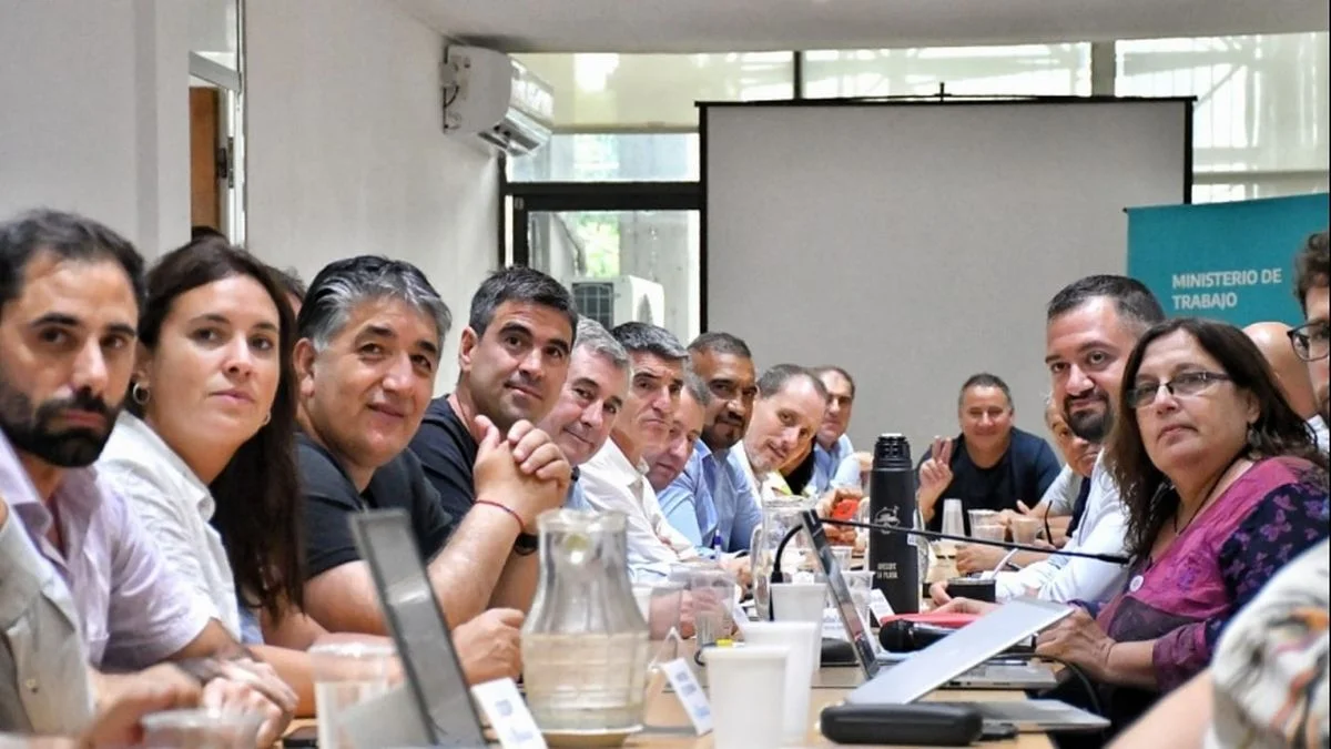 Paritarias: la oferta de Provincia a docentes y estatales llegaría la próxima semana