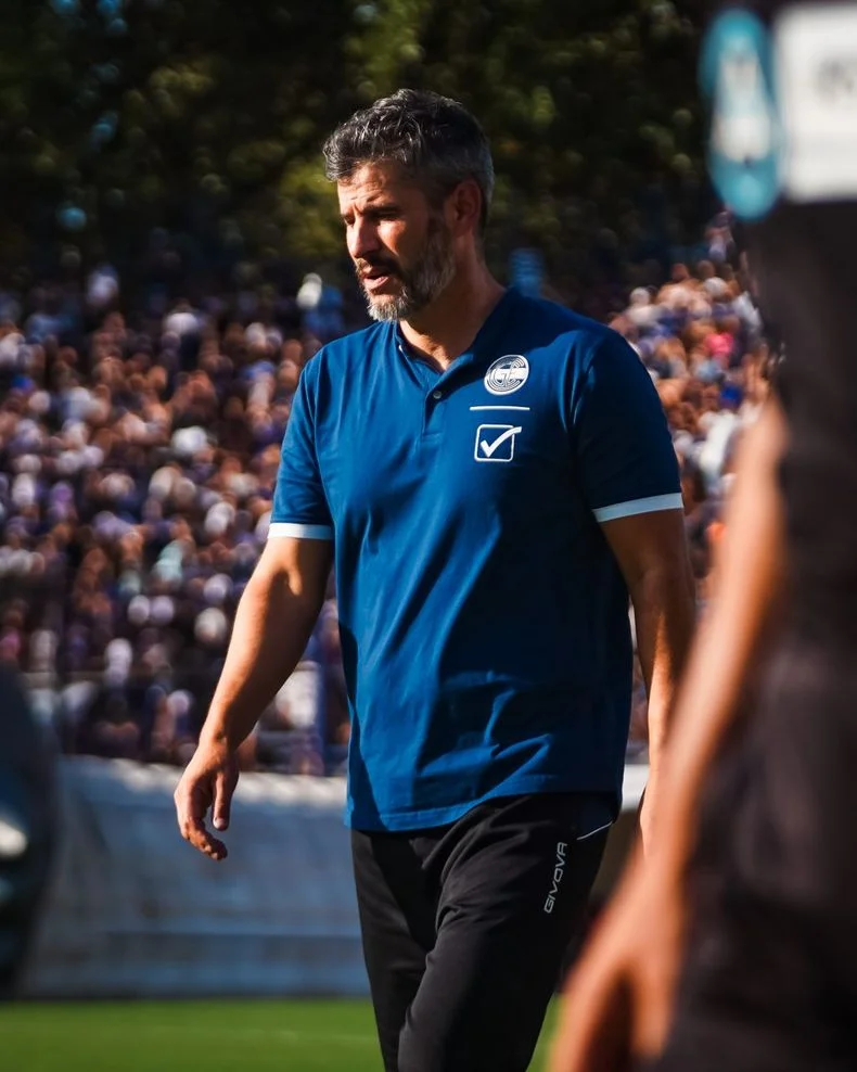 Ariel Pereyra hilvan&oacute; su quinta victoria en fila como t&eacute;cnico interino de Gimnasia