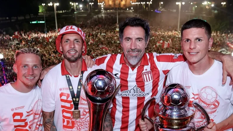 Eduardo Dom&iacute;nguez, Santiago Ascacibar y Jos&eacute; Sosa, tres de los nombres que Estudiantes debe renovar