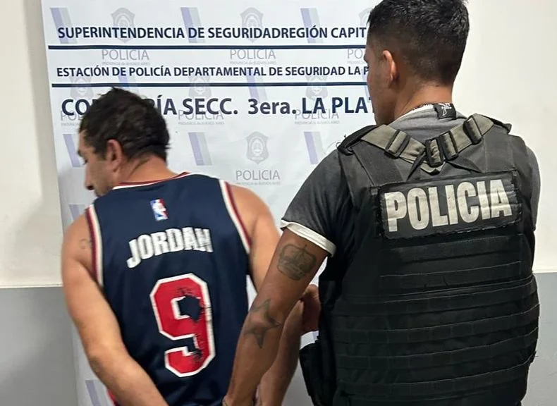 El detenido en la comisar&iacute;a Tercera de Los Hornos