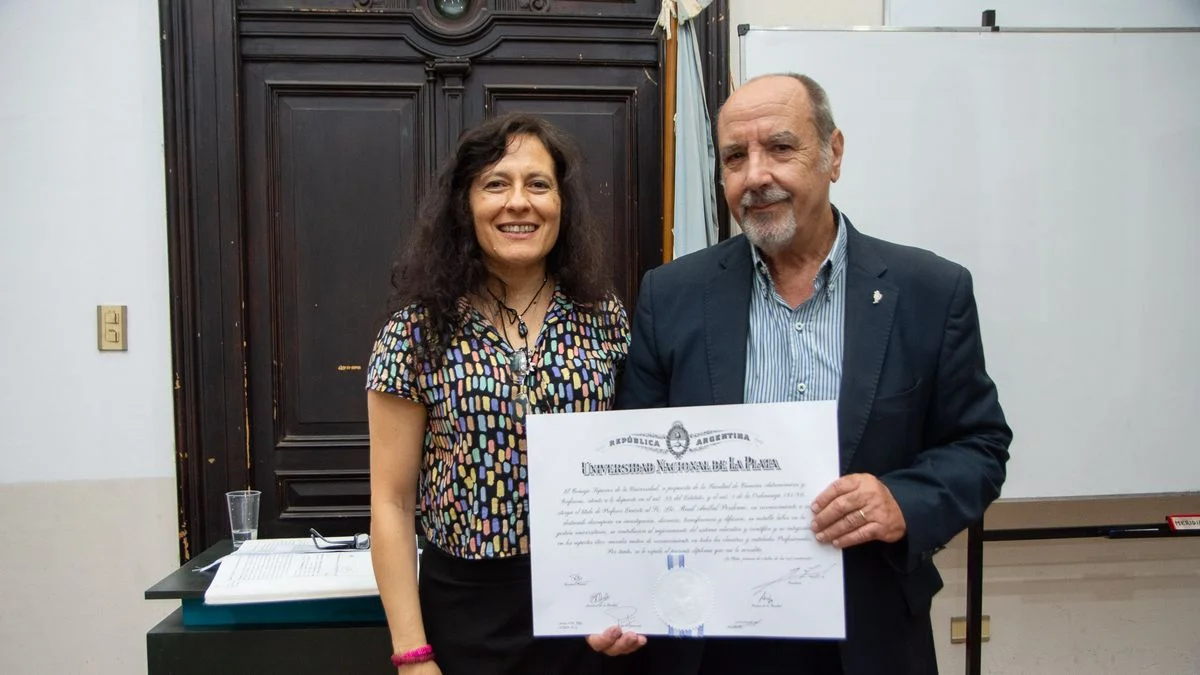 La UNLP reconoció como Profesor Emérito a un ex presidente de la Universidad
