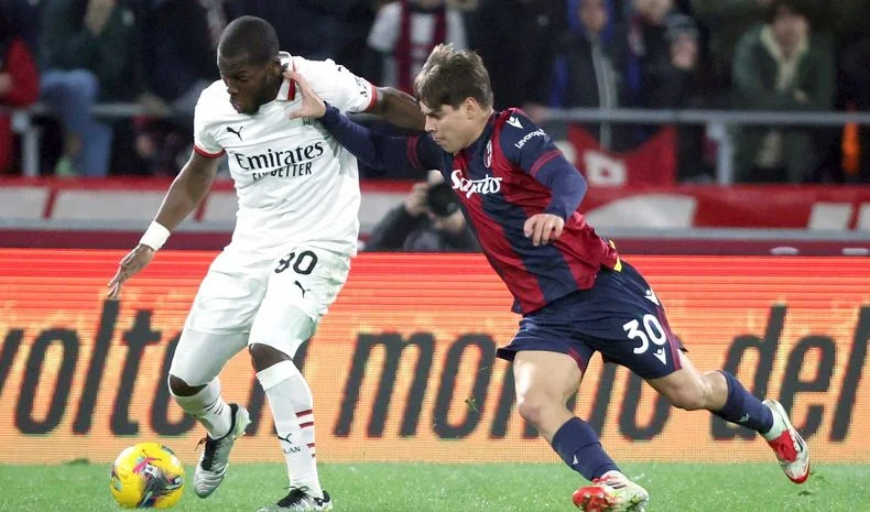 Benjam&iacute;n Dom&iacute;nguez y Yunus Musah, un interesante duelo en las bandas del Bologna - Milan