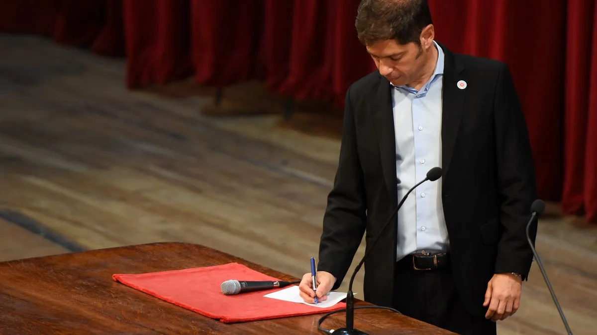 El oficialismo busca darle dictamen al endeudamiento de Kicillof para tratarlo en la doble sesión