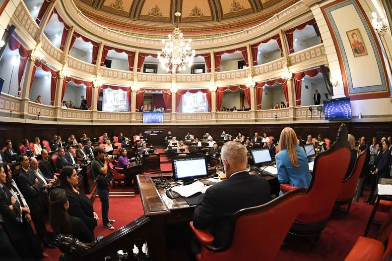 Buscan prohibir que quienes tengan deudas por alimentos se presenten como candidatos