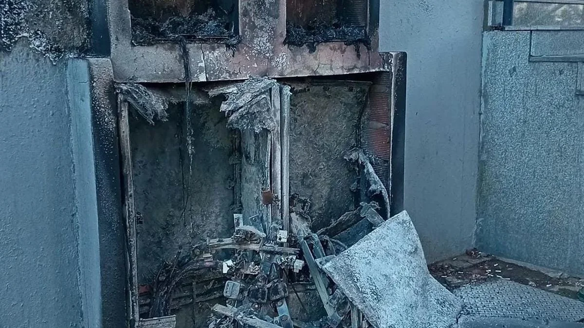 Se incendió un tablero eléctrico en la Facultad de Ciencias Económicas
