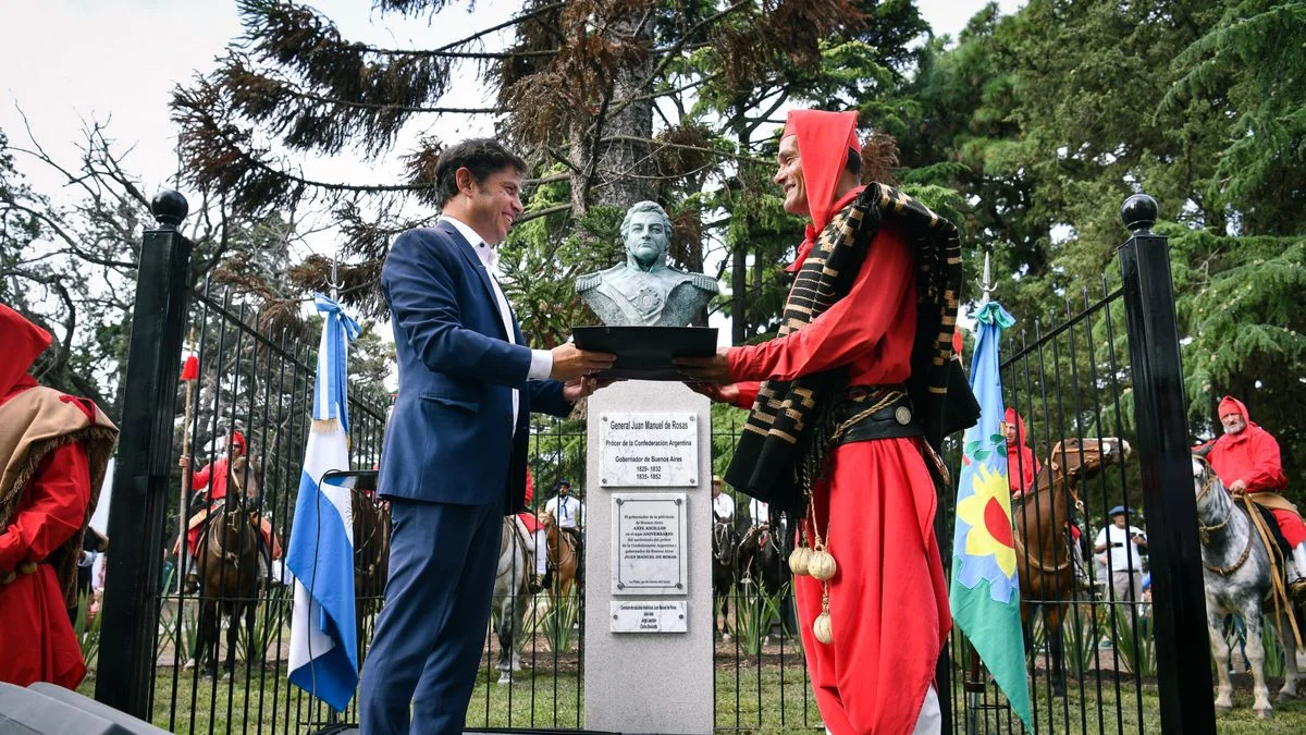 ¿Gesto de Massa para Kicillof? Buscan crear una Guardia de Honor en Gobernación