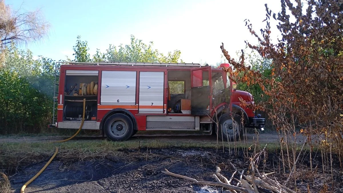 Incendio asustó a los vecinos de Arturo Seguí