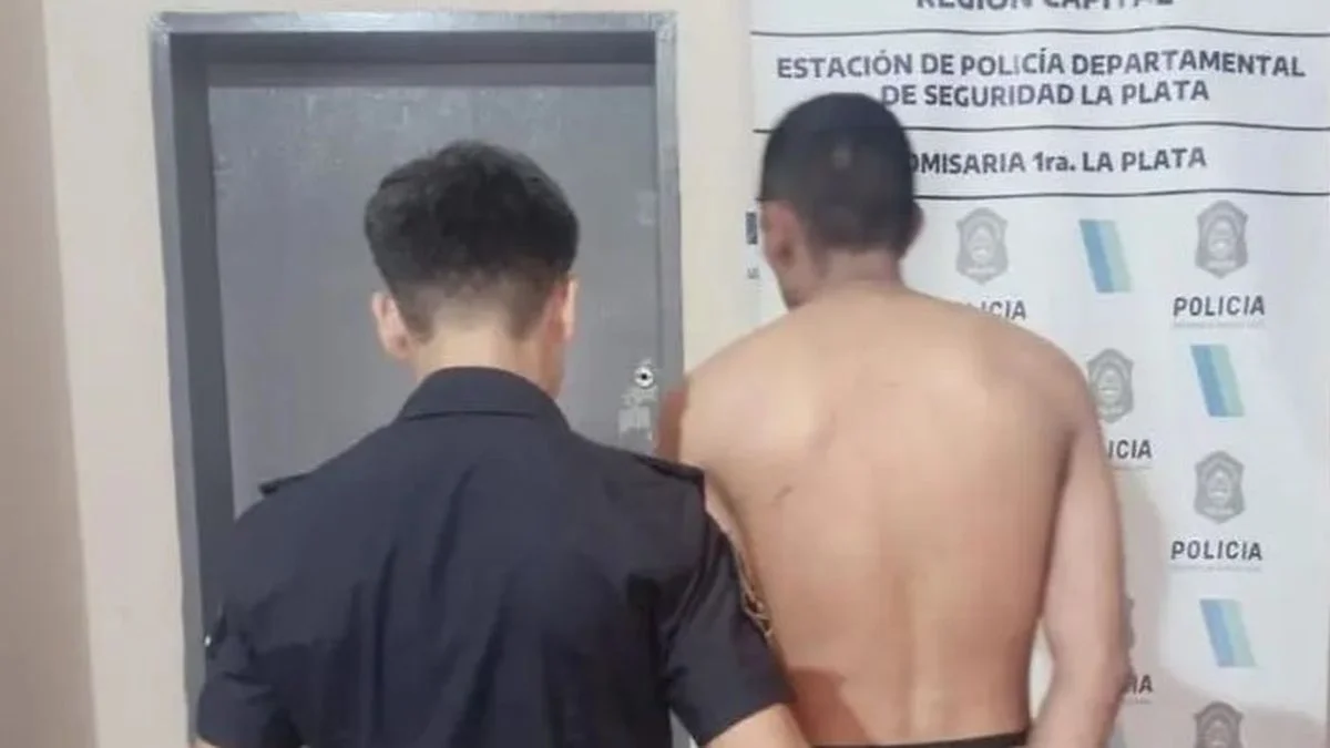 Intentó frenar una pelea en La Plata y recibió un botellazo en la cabeza