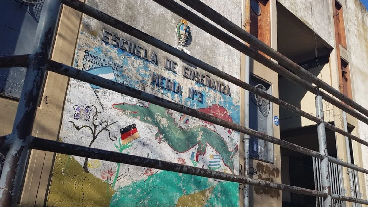 Asbesto en un colegio de Los Hornos: piden informes en el Concejo Deliberante