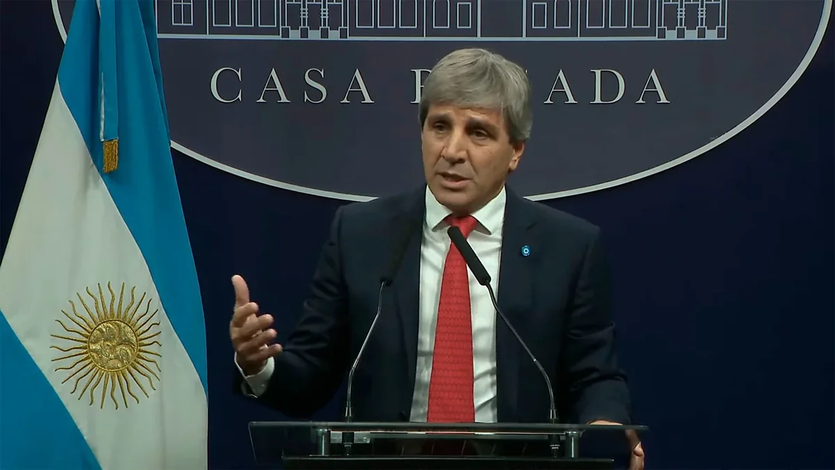 Luis Caputo habló sobre la toma de deuda de Axel Kicillof