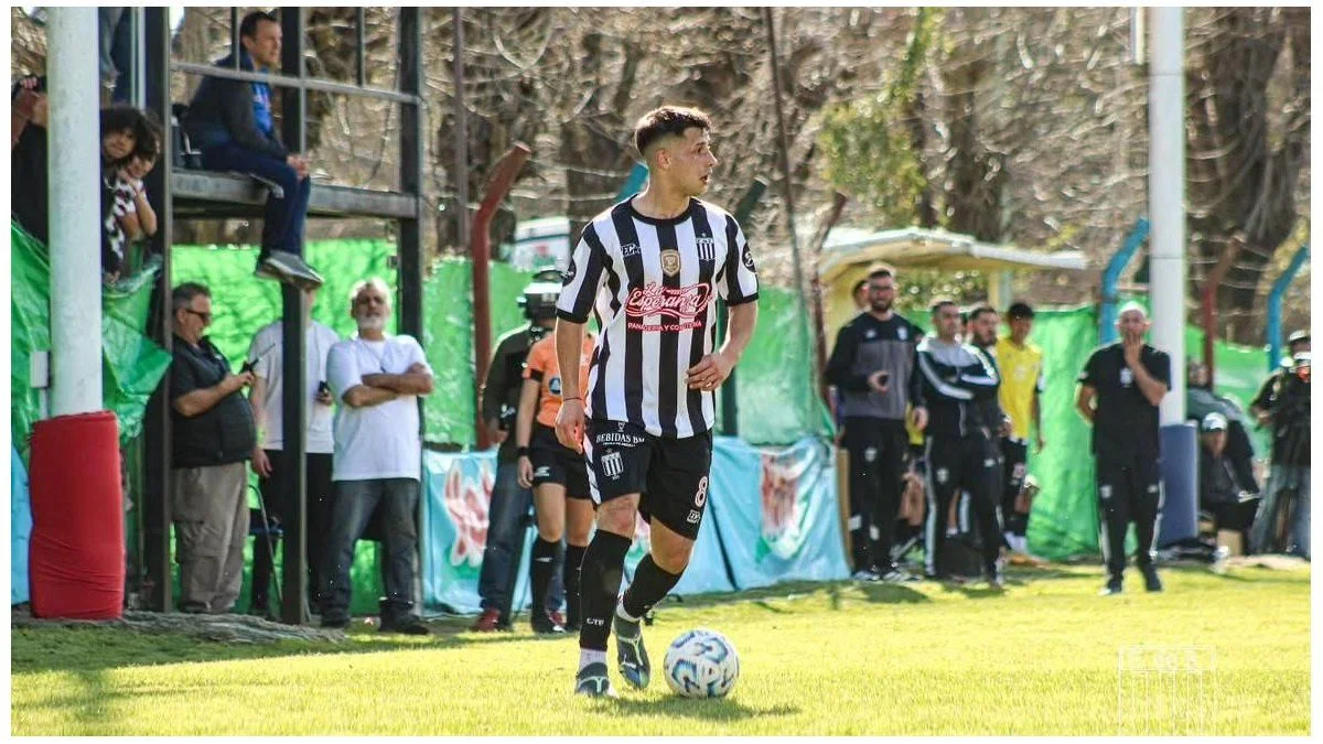 Estrella de Berisso rescató el empate en el TPA