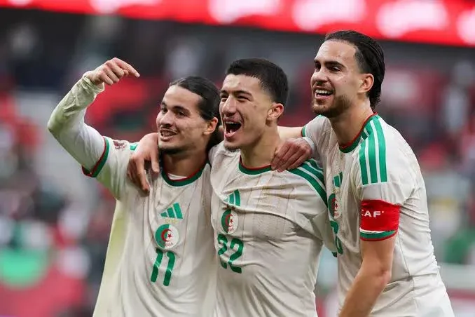 Argelia-sorprendio-a-Paises-Bajos-le-gano-de-visitante-y-llega-bien-al-Mundial-optimized