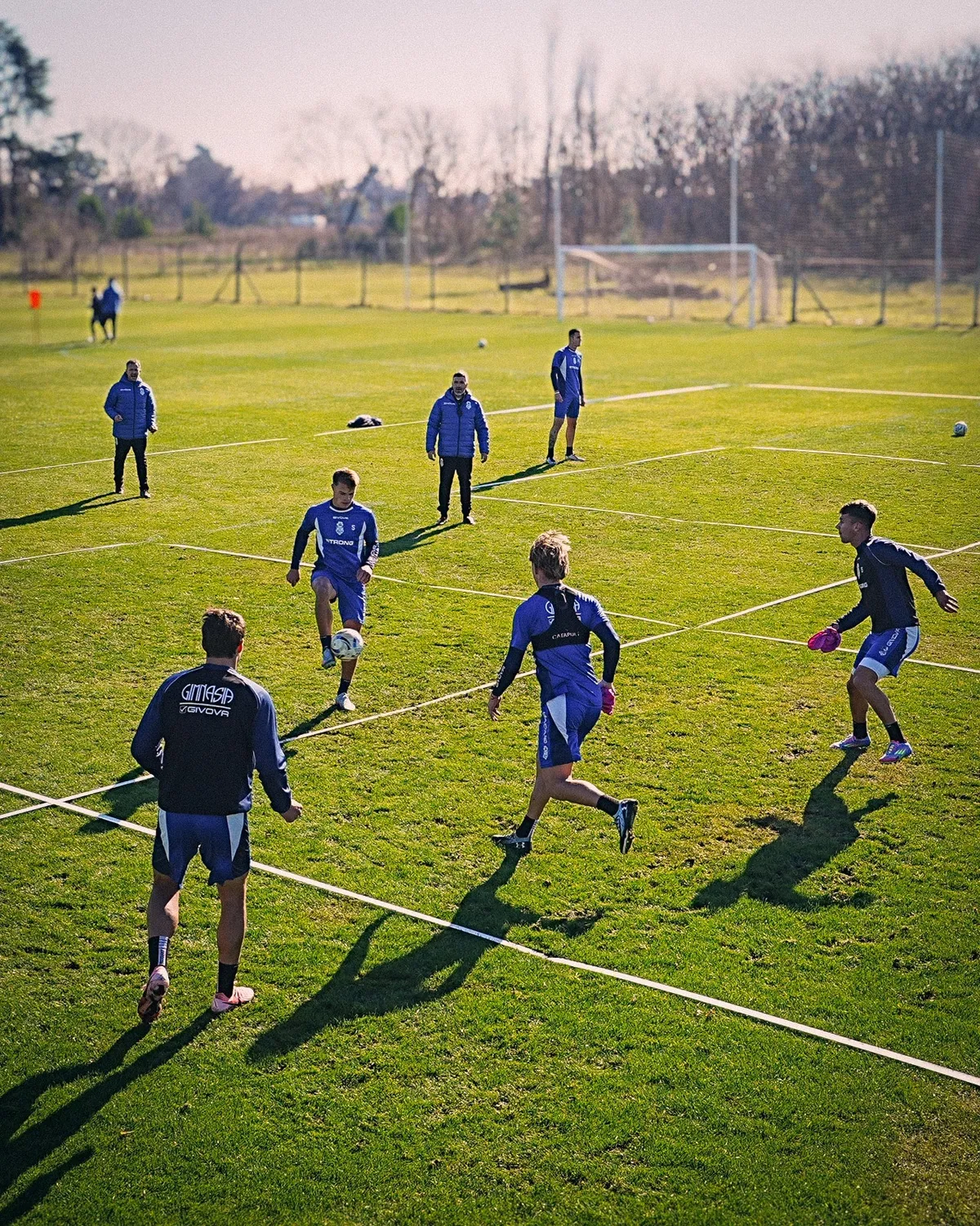 gimnasia-entrenamiento-estancia-chica-pretemporada-2