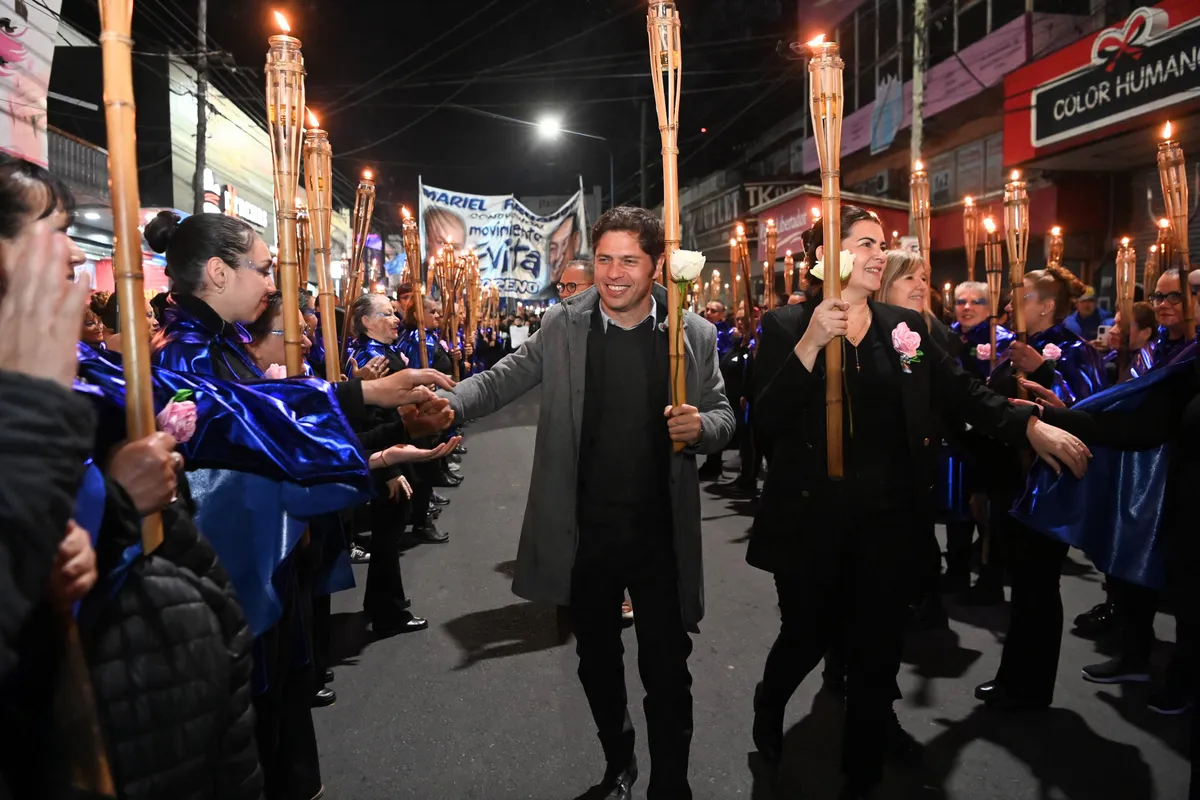 mariel-kicillof-antorchas-evita