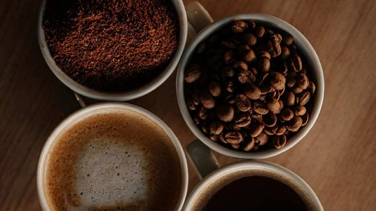 Coffee rave en Godoy Cruz: café de especialidad, DJs y arte en vivo en la plaza
