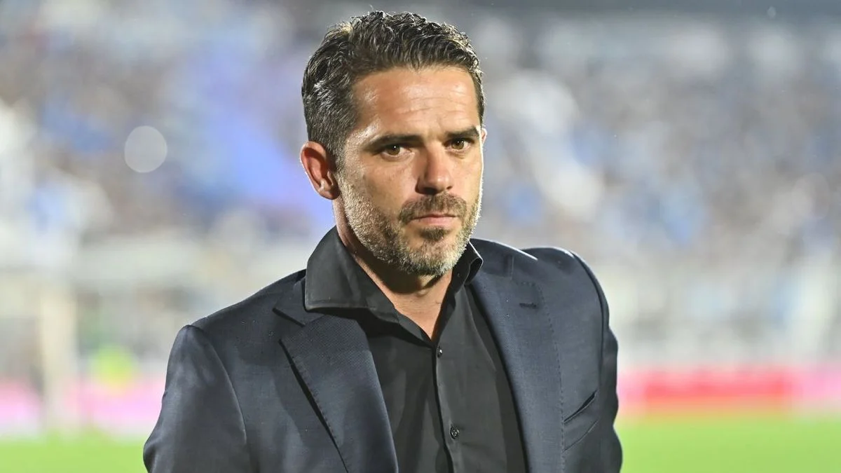 La fuerte decisión de Juan Román Riquelme sobre el futuro de Fernando Gago: la actitud del DT que cambió todo