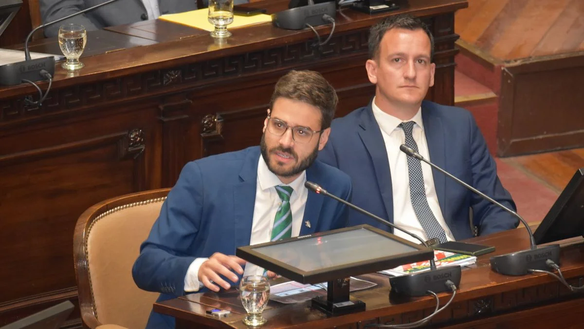 Fugazzotto: "En Mendoza el agua se pierde por caños rotos y las cloacas desbordan barrios enteros"