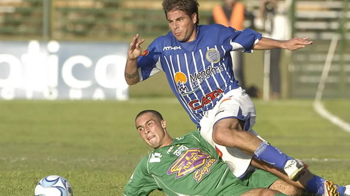 El reecuentro entre Godoy Cruz y Ferro: historial parejo y grandes duelos en la B Nacional