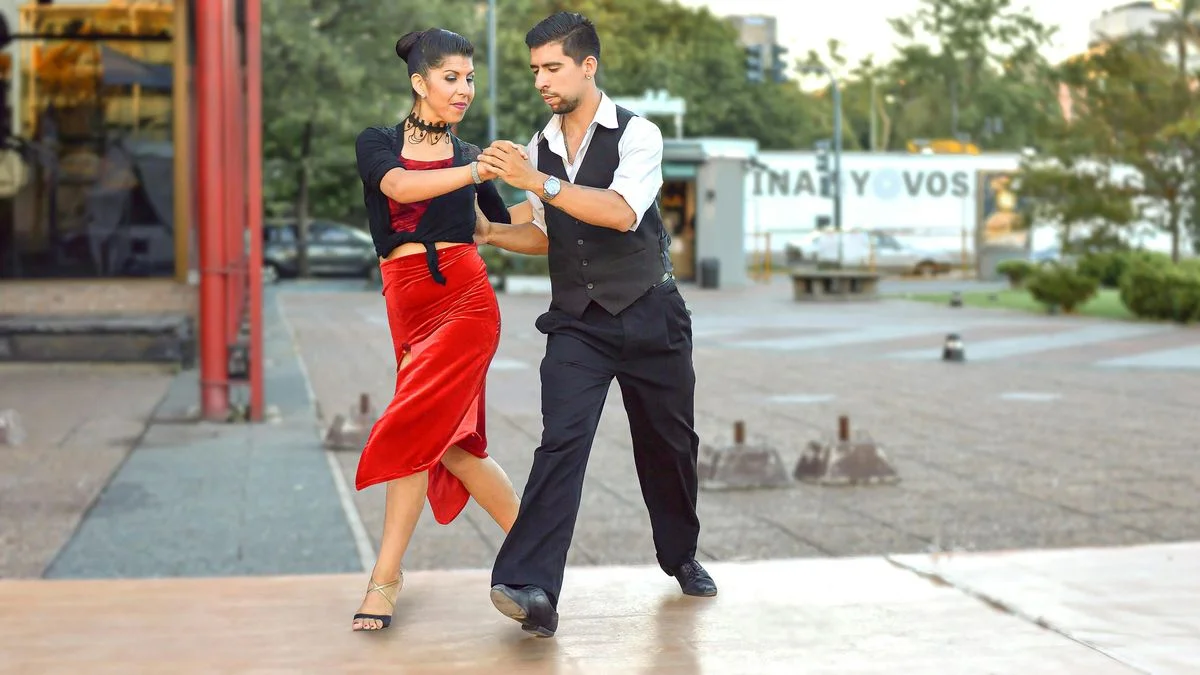 El Día Nacional del Tango se celebra con una gran milonga en el Le Parc