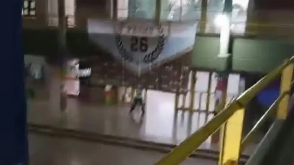 Los dramáticos testimonios de alumnos y padres tras el ataque armado en una escuela de Santa Fe
