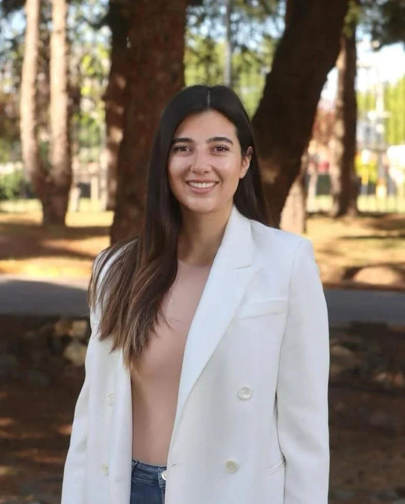 Conmoción por la muerte de la joven Julieta Reyes.