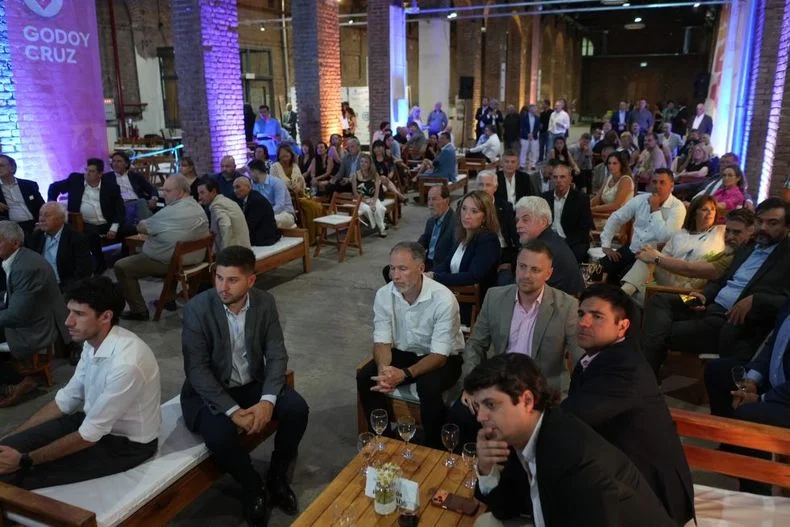Empresarios de la Federación Económica de Mendoza, en su cena anual.