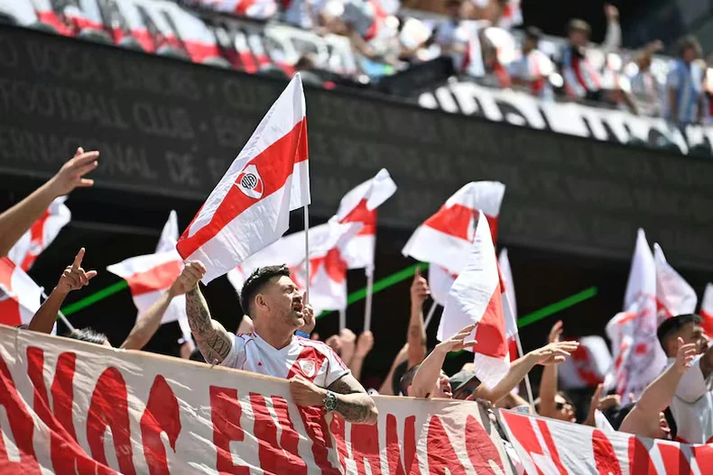 Los hinchas de River castigados por FIFA.