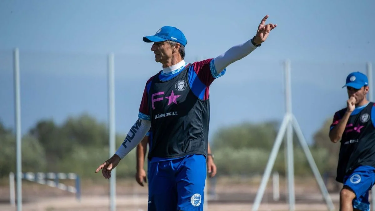 Godoy Cruz 2026: radiografía de un plantel XXL con 13 delanteros y 39 futbolistas en total