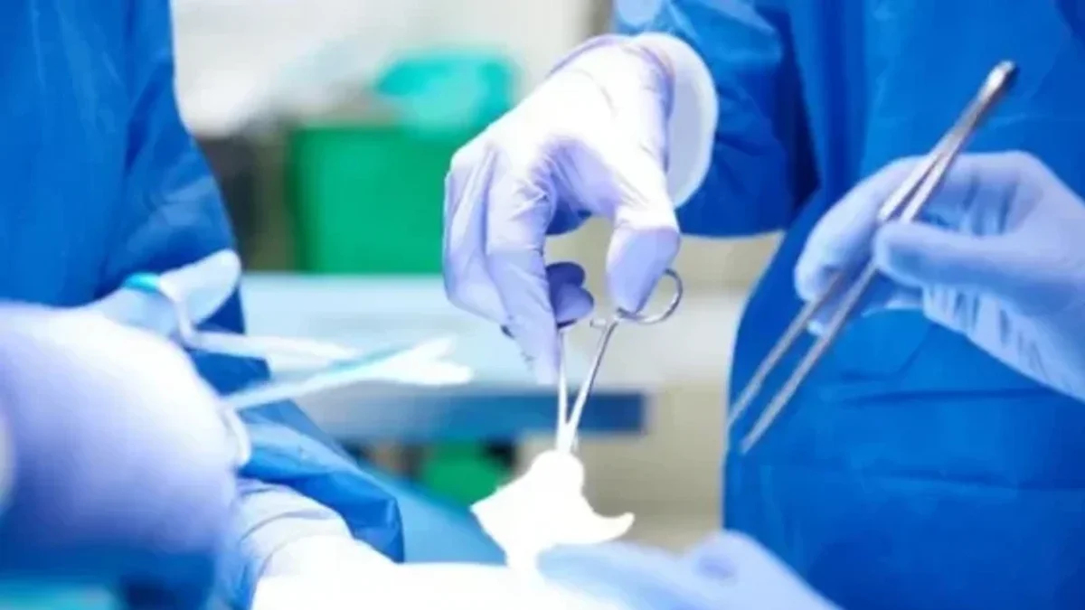Mala praxis: le dejaron una gasa tras una cesárea y ahora tendrán que indemnizarla