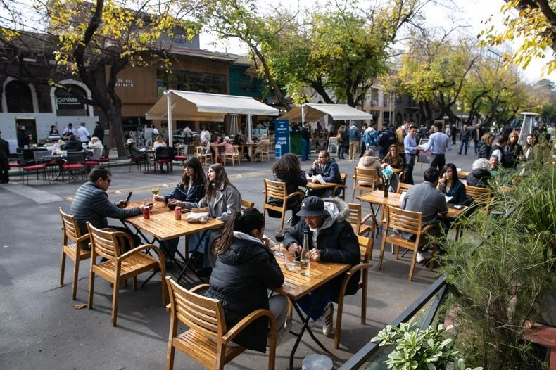 "Domingo en la Sarmiento" larga su tercera edici&oacute;n en la Ciudad de Mendoza.