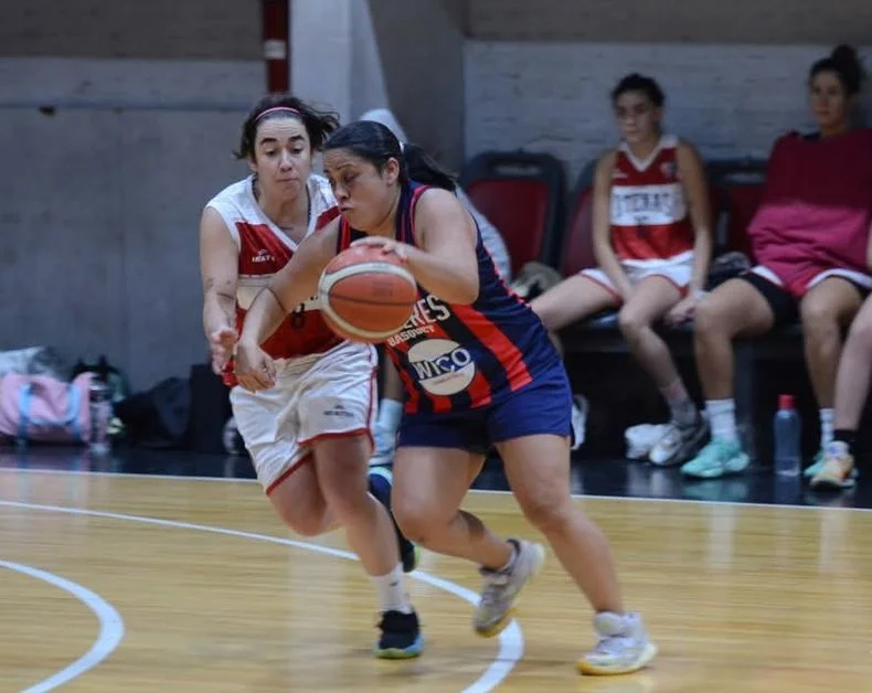 El Apertura de básquet arrancó con todo.