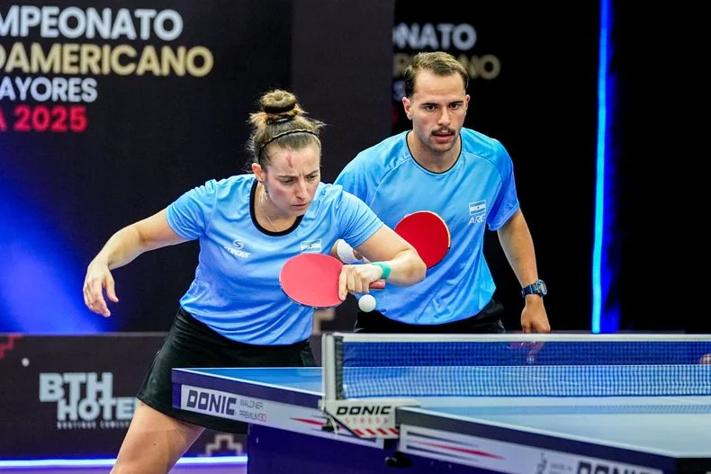 El mendocino hizo podio en dobles mixto de tenis de mesa.