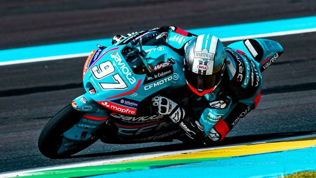 El argentino Marco Morelli logró su primer podio en una accidentada carrera de Moto3 en Brasil