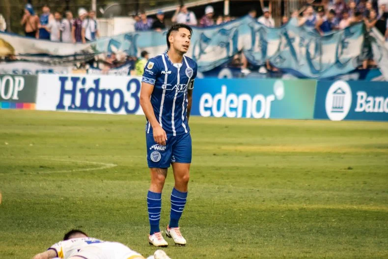 Peñarol quiere al Indio, pero es difícil que pueda irse.